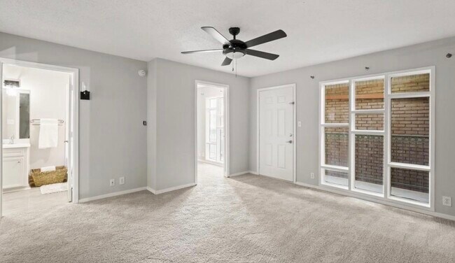 Building Photo - 3502 Burlington St