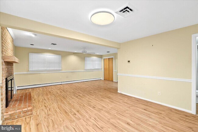 Building Photo - 12007 Hamden Ct