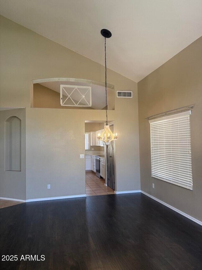 Building Photo - 7216 W Irma Ln