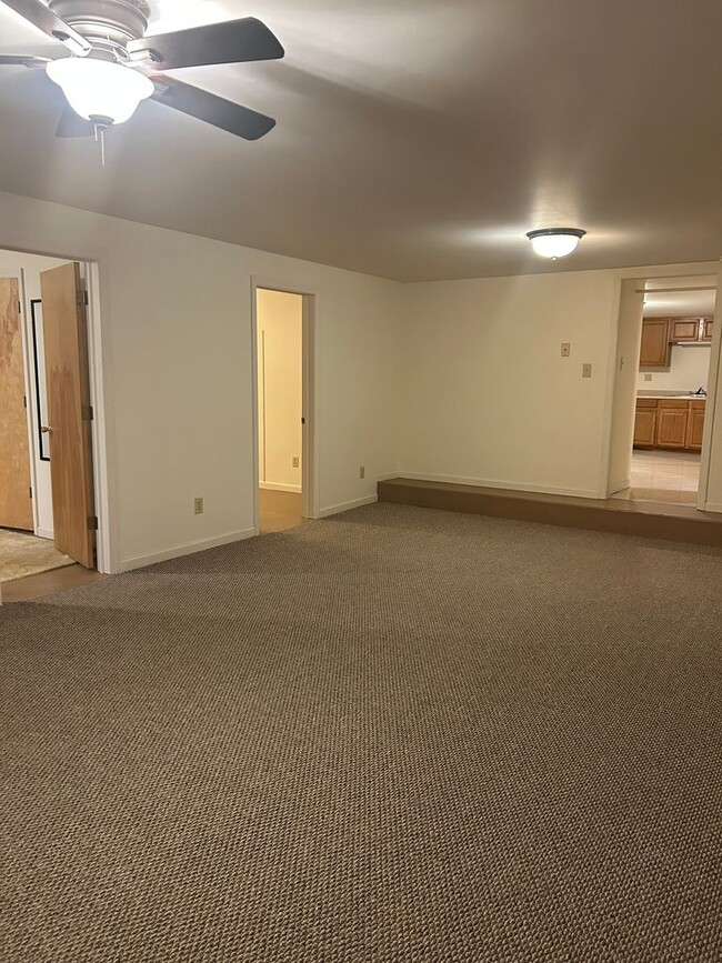 Building Photo - Solid Brick Rancher in Greencastle