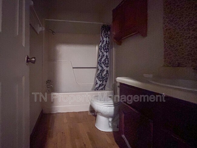 Building Photo - 202 Rue Royale