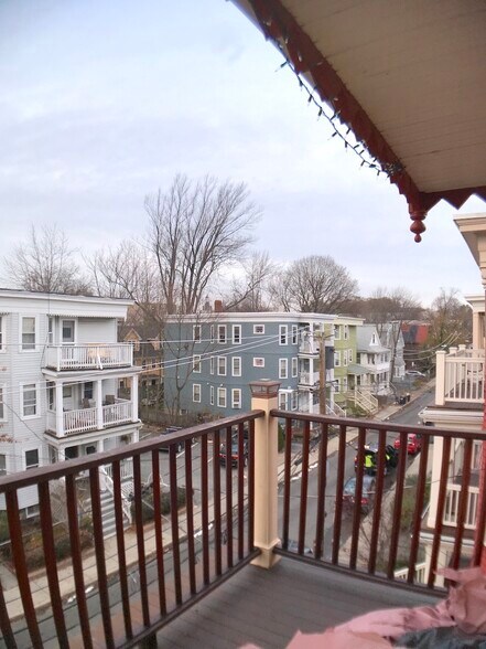 Building Photo - 20 Washburn Ave