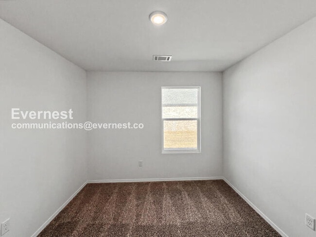 Building Photo - 1517 Ridgefield Cir