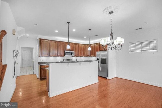 Building Photo - 12806 Murphy Grove Terrace