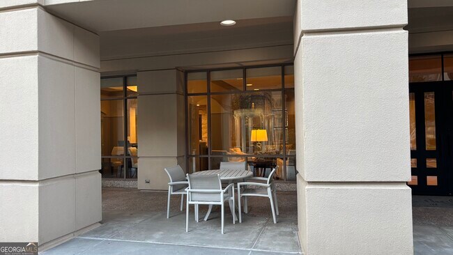 Building Photo - 3475 Oak Valley Rd NE