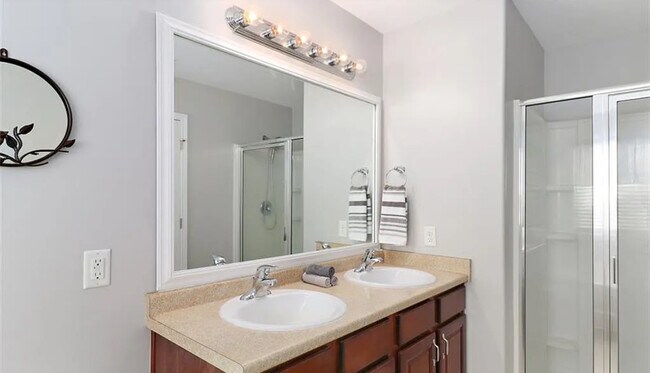 Building Photo - 9 Melody Dr