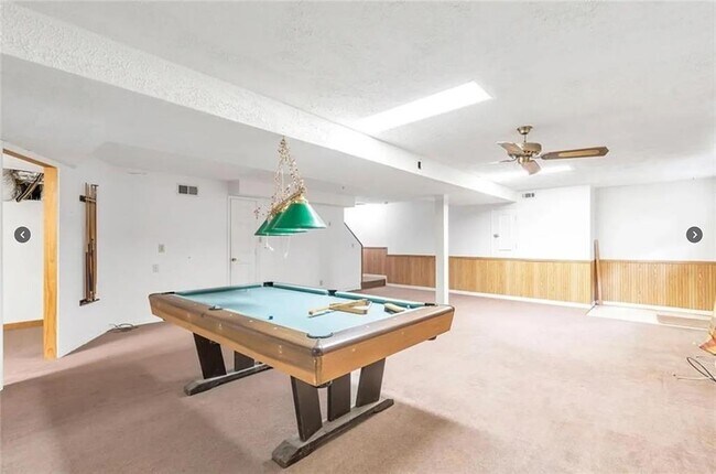 Building Photo - 1880 Meadowchase Ct