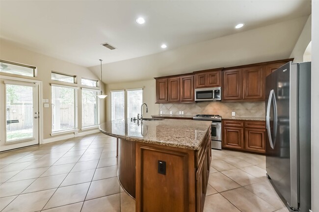 Building Photo - 13010 Gentle Water Dr