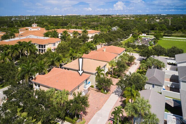 Building Photo - 1080 Community Dr