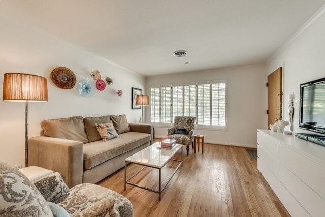 Building Photo - 6525 E Mockingbird Ln