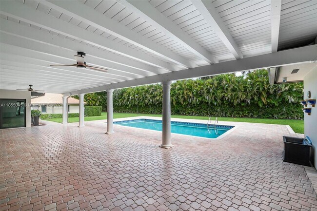 Building Photo - 9255 SW 108th St