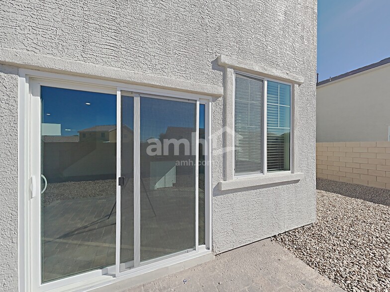 Building Photo - 1705 Viaggio Ave