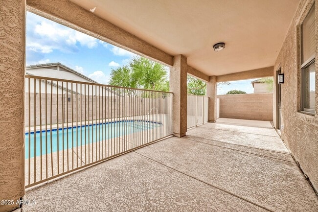 Building Photo - 7859 W Redbird Rd