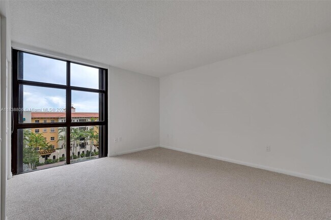 Building Photo - 600 Biltmore Way