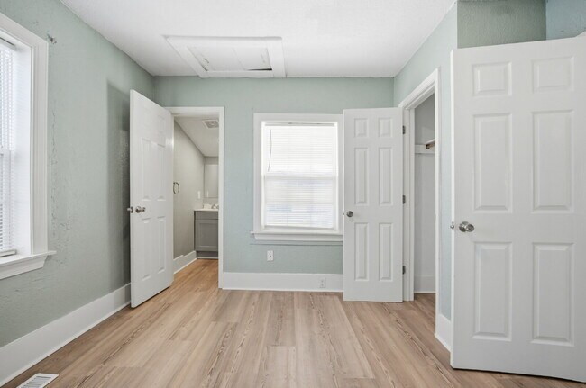 Building Photo - FULLY REMODELED 3 BED, 1.5 BATH HOME FOR RENT IN SUFFOLK!