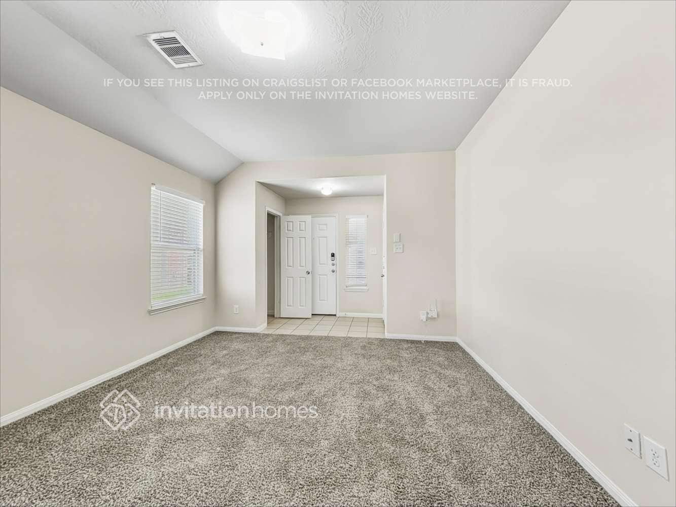 Building Photo - 5907 Deep S Dr