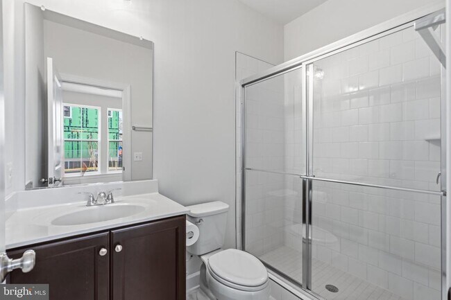 Building Photo - 602 Watermans Dr