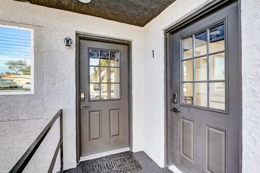 Primary Photo - 540 E Saint Louis Ave