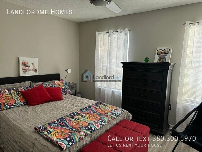 Building Photo - 6485 Nottinghill Trail Dr