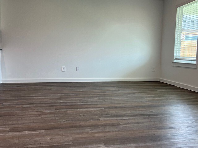 Building Photo - 1006 Perezia Ct