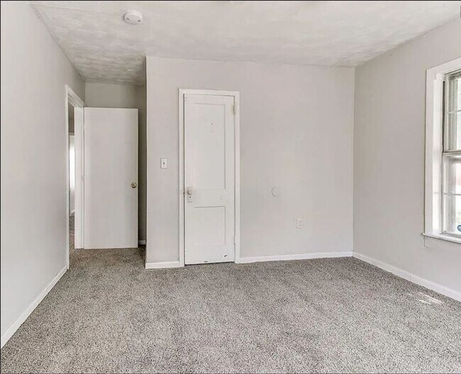 Building Photo - Charming & Refreshed 4 Bed / 1 Bath Home in Midwest City – $1,450/mo