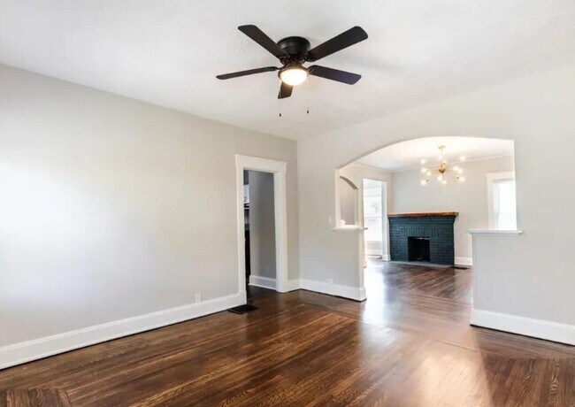 Building Photo - 2556 Williams Ave