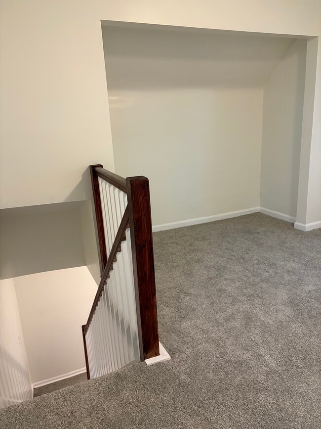 Building Photo - 730 Wilson St