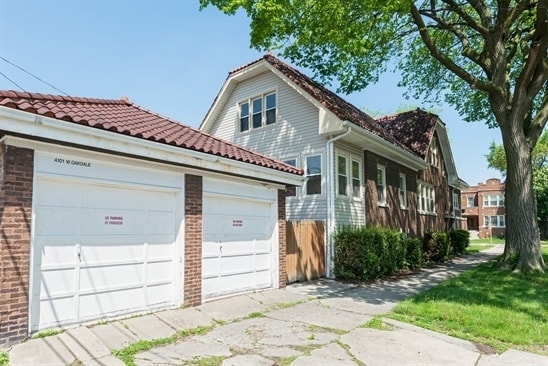 Building Photo - 4101 W Oakdale Ave