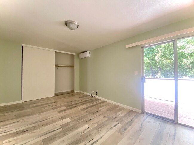 Building Photo - Charming 2-Bedroom Townhouse in Fremont - ...