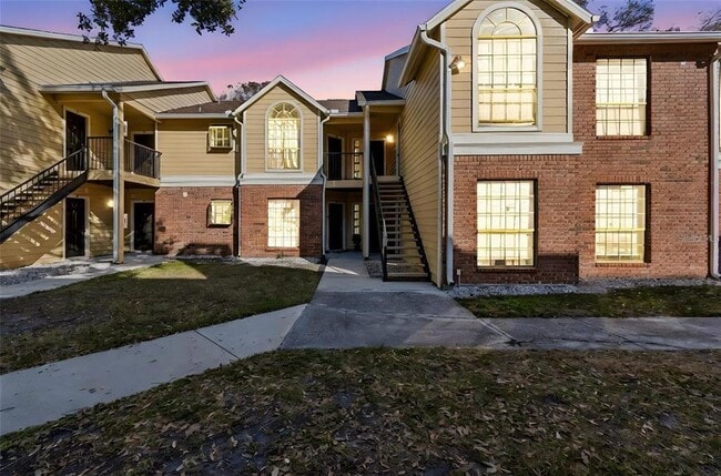 Building Photo - 8742 Mallard Reserve Dr