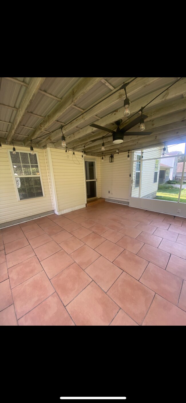 Building Photo - 2619 Kingsley Ct