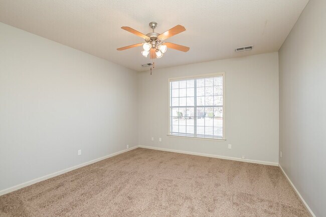 Building Photo - 8725 Macon Rd