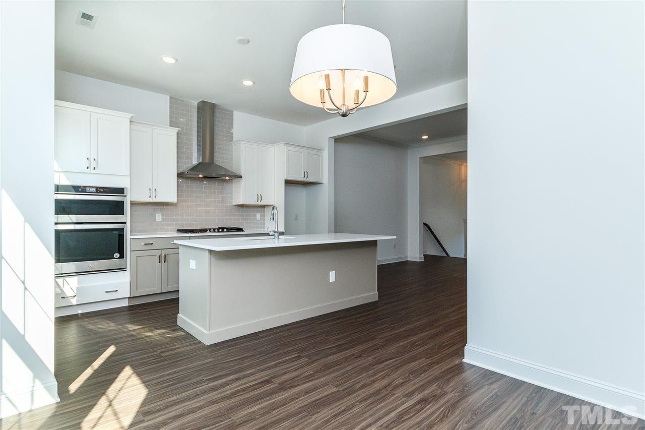 Building Photo - Room in Townhome on Mazarin Ln