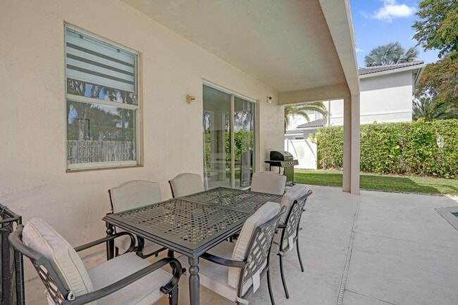 Building Photo - 16405 Diamond Head Dr
