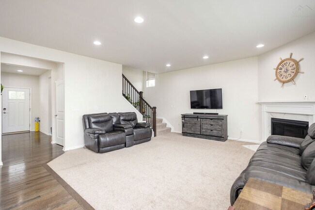 Building Photo - 2391 Findley Cir