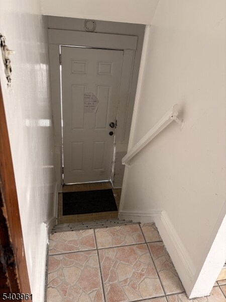 Building Photo - 35 Marsellus Pl