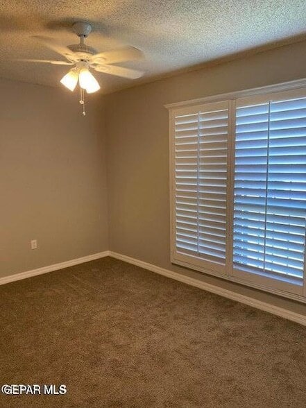 Building Photo - 11245 Quintana Dr