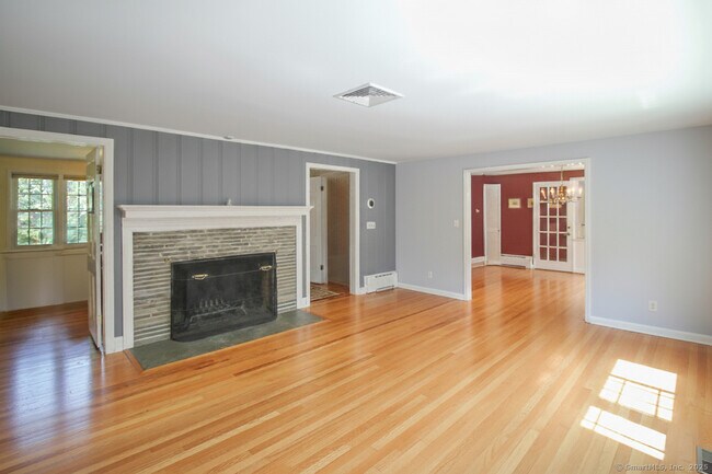 Building Photo - 259 Wilton Rd