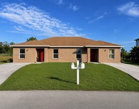 Building Photo - 642 Heraldo Ct