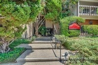 Building Photo - 500 S Oak Knl
