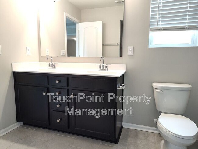 Building Photo - 8931 Rockrose Wy