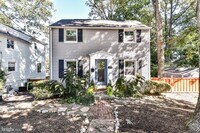 Building Photo - 1028 S Edison St