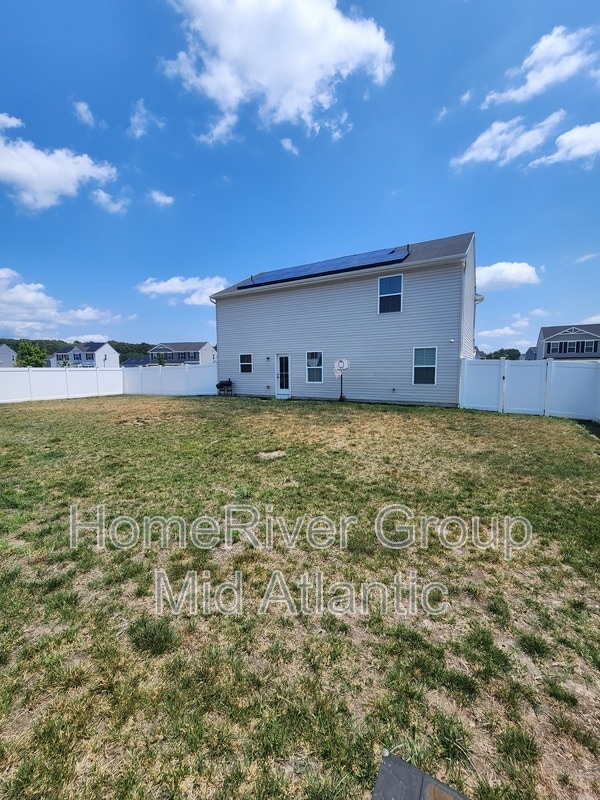Building Photo - 203 Bowline Dr