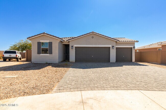 Building Photo - 1275 E Jahns Dr