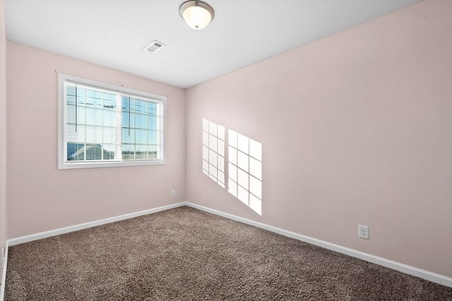 Building Photo - 112 Bob White Trail