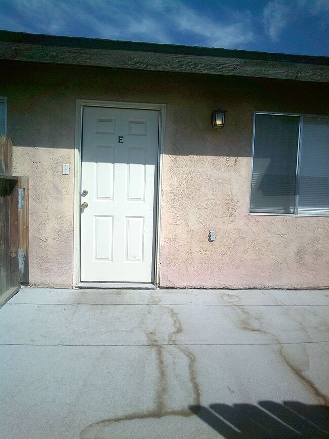 Building Photo - N. Halfmoon Dr.