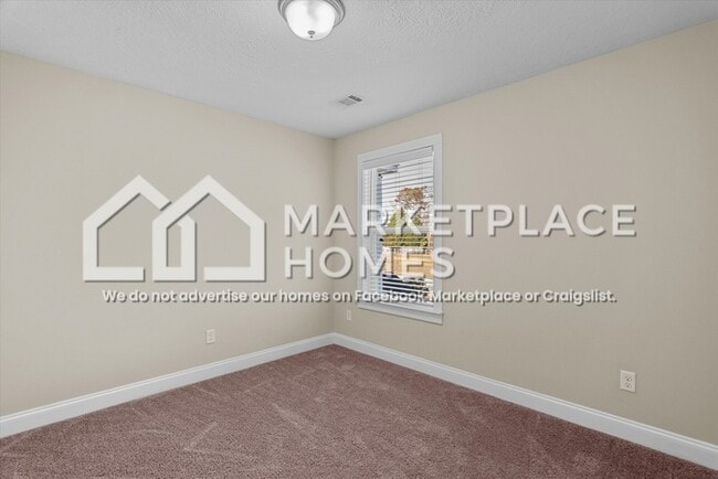 Building Photo - 2205 Perrins Ln