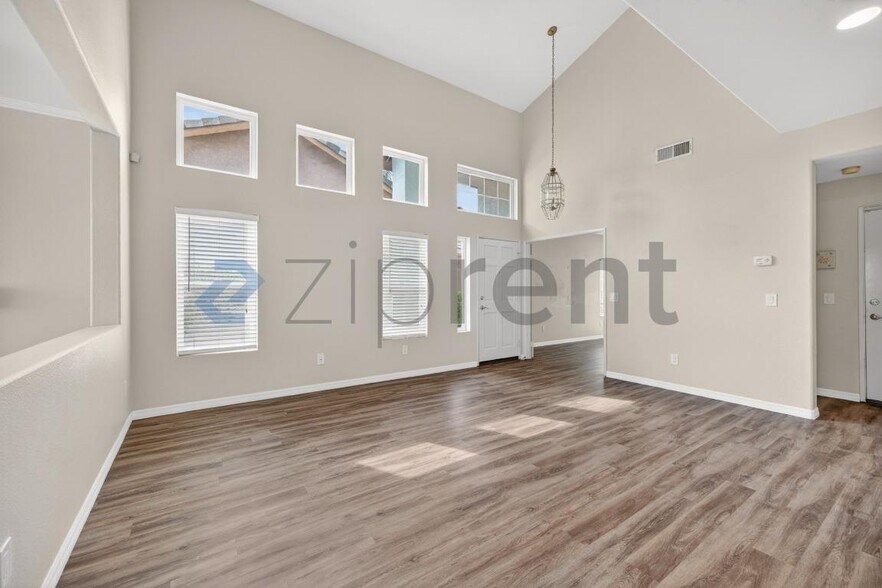 Building Photo - 608 Shenandoah Ave