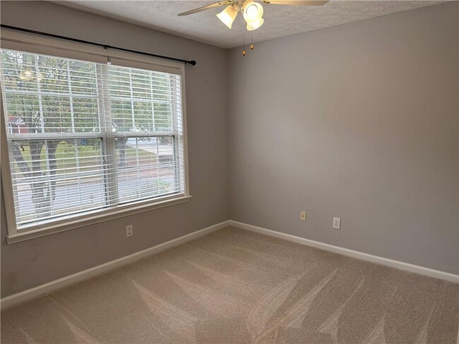 Building Photo - 9875 Lauren Hall Ct