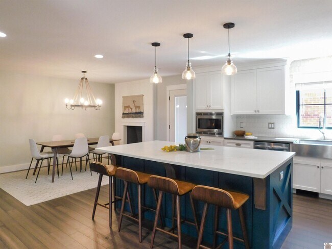 Building Photo - 809 Bagwell Blvd